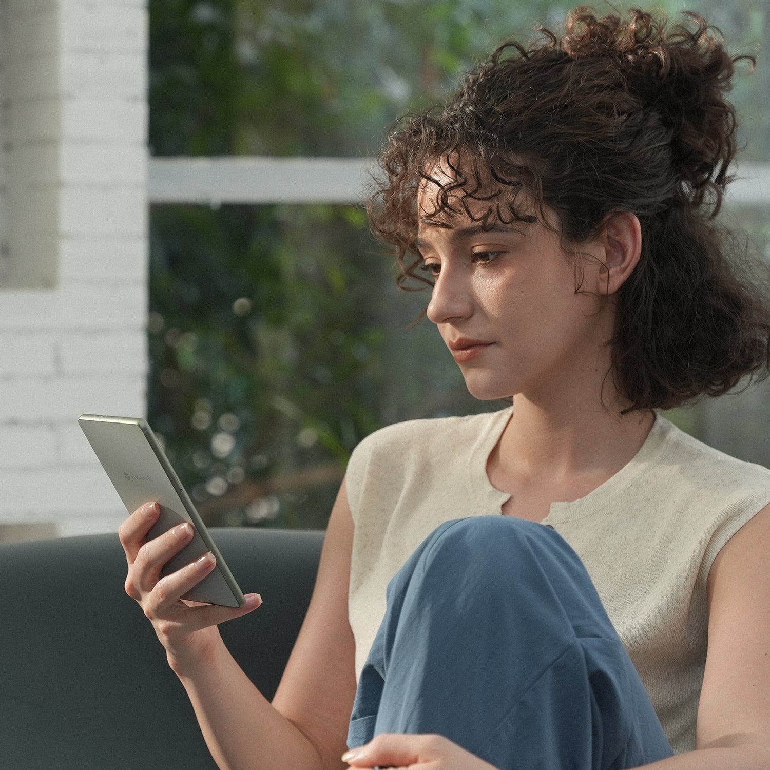 Viwoods AiPaper Reader C: Color Ereader, Kaleido 3, AI Viwoods AiPaper Reader C: Color Ereader, Kaleido 3, AI